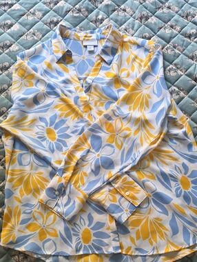 Liz Claiborne Yellow and Light Blue Floral Button-Down Shirt